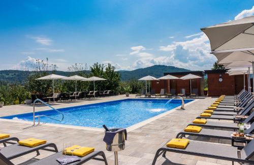 Catrnja Bed & Breakfast | Rooms Degenija Annex