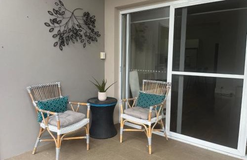 Brighton-le-Sands House | Rooms in a shared house next to a scenic and lively beach