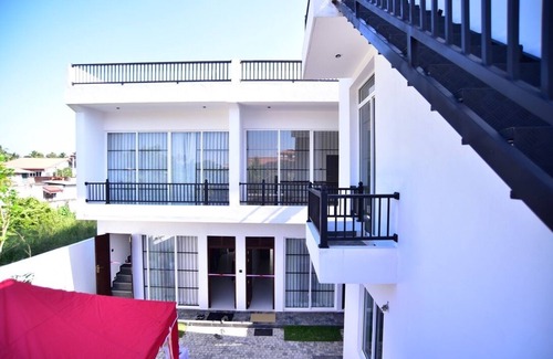 Seeduwa - Katunayake Apartment | Rooms in Apartment with AC in Katunayake - 8 bedrooms