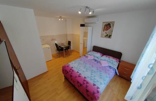 Izola House | Rooms Neda