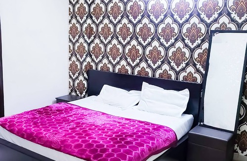 Chittaranjan House | Roomshala 047 Hotel Jagannath