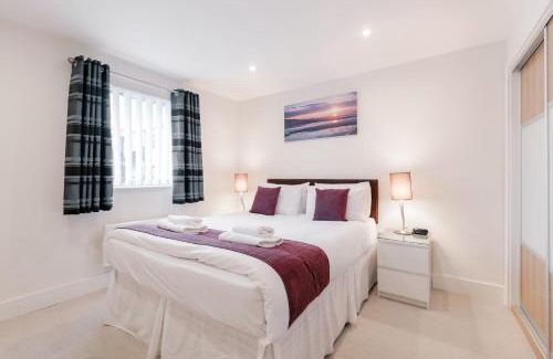 Epsom Apartment | Roomspace Serviced Apartments - Capitol Square