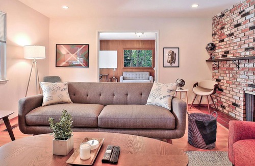 Sunnyvale West House | Roomy 3 BR Home in Sunnyvale w/ Private Backyard