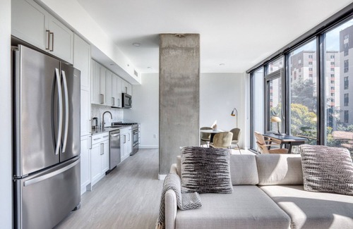 Downtown Seattle Apartment | Roomy First Hill 2BR w/Gym & Coworking, by Blueground