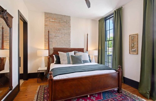 Faubourg Lafayette Hotel | Roomy, Historic Restoration | Heated Pool