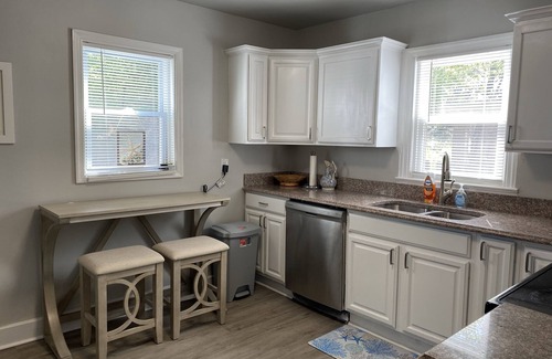 Bayview House | Roomy House in Bayview