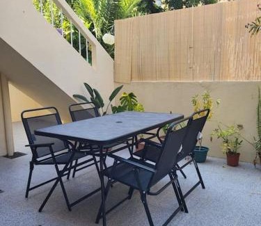 Ramalde Apartment | Roomy & Patio - 2 bedroom flat