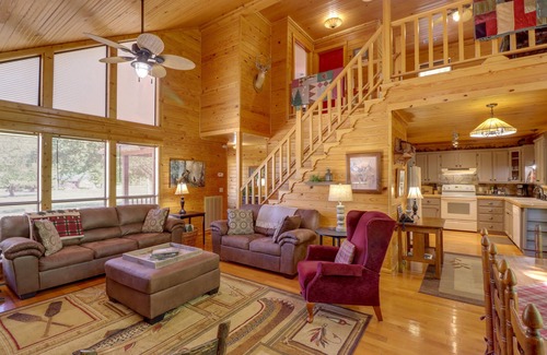 Mountain View Cabin | Roomy Riverfront 'Trout Valley Cabin' w/Porch!