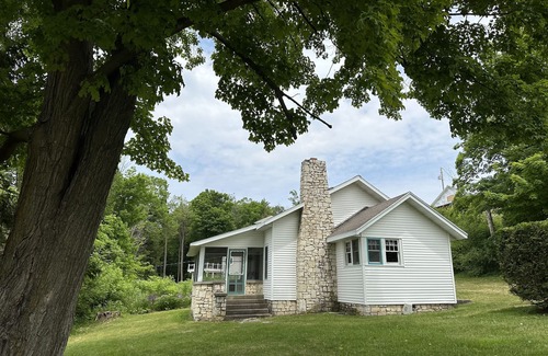 Egg Harbor House | Roomy Two Bedroom House Near Central Egg Harbor