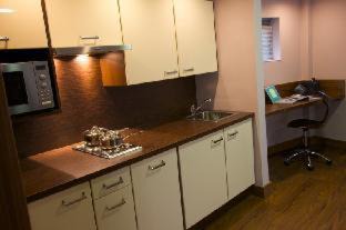 Leeds City Center Apartment | Roomzzz Leeds City