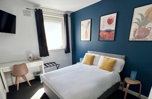 Prestonfield House | Roost Hill - Free Parking Zone