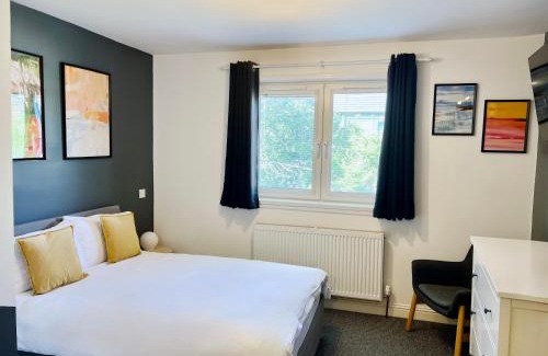 Prestonfield House | Roost Hill - Free Parking Zone
