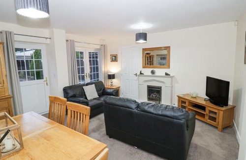 Stourport-on-Severn House | Rooster
