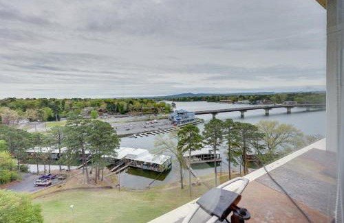 Mid America Apartment | Rorys Roost Hot Springs Condo on Lake Hamilton!