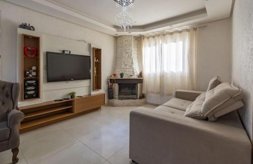Floresta House | Rosa Casa Geminada Villa Mariana