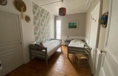Downtown Angers Apartment | Rosa d'Egada