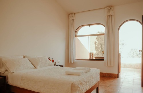 Cieneguilla Hotel | Rosa Estela