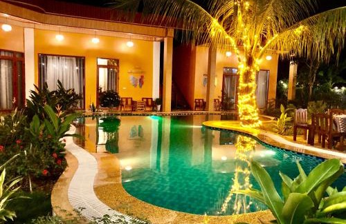 Hoa Lu Hotel | Rosa Garden