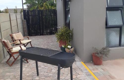 Sandbaai House | Rosa Villa