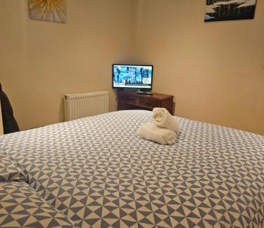 Gillingham Bed & Breakfast | Rosag Guest House