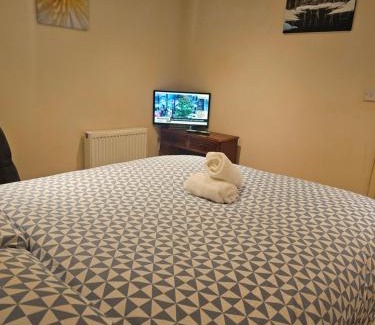 Gillingham Bed & Breakfast | Rosag Guest House