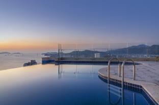 Tran Phu Beach Hotel | Rosaka Nha Trang Hotel
