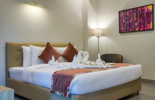 Sector 31 Apartment | ROSASTAYS Gurugram Sec 31