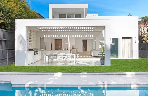 Rose Bay House | Rose Bay Luxe - Rose Bay is a luxurious destination renowned for its sophistication