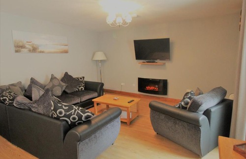 Llanddowror House | Rose Coach House