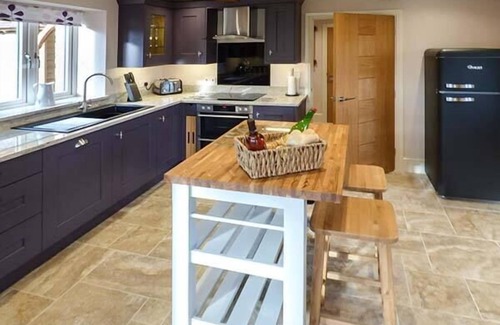 Winforton Cottage | ROSE COTTAGE, family friendly, luxury holiday cottage in Winforton