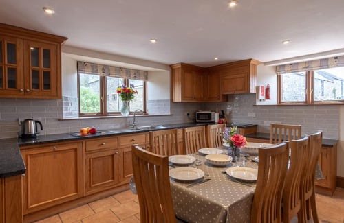 Saint Endellion Cottage | Rose Cottage - Farm Cottage with Aga & Contryside views