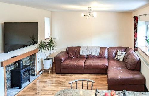 Trecynon House | Rose Cottage
