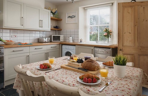 Fowey Cottage | Rose Cottage