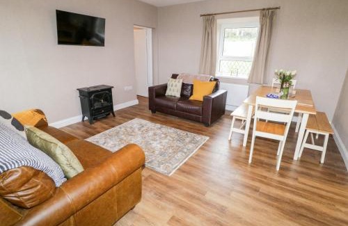 Omagh House | Rose Cottage