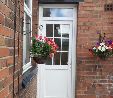 Oakengates House | Rose Cottage