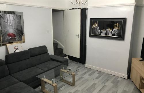 Tipton House | Rose Cottage