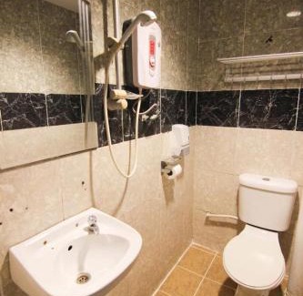 Bukit Indah Hotel | Rose Cottage Hotel Taman Nusa Bestari 2