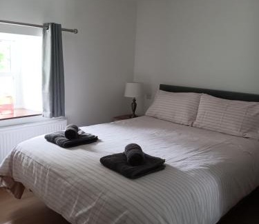 Killarney House | Rose Cottage