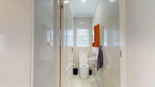 Port Edward House | Rose Cottage in Caribbean Estate