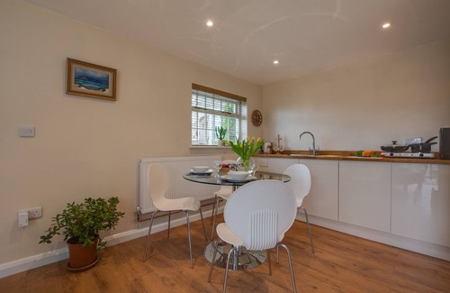 Cranbrook House | Rose Cottage - One Bedroom House, Sleeps 2