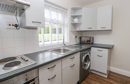 Barnard Castle Cottage | ROSE COTTAGE, pet friendly, with a garden in Middleton-In-Teesdale
