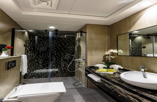 Al Satwa Hotel | Rose Executive Hotel - DWTC