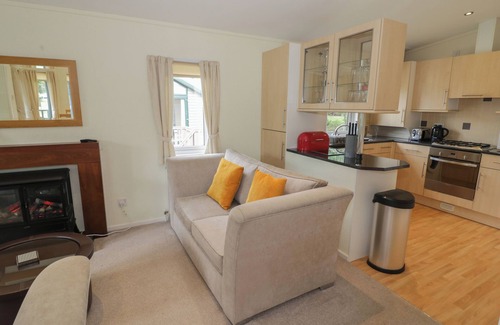 Eardisland Cottage | ROSE, family friendly, with a garden in Eardisland