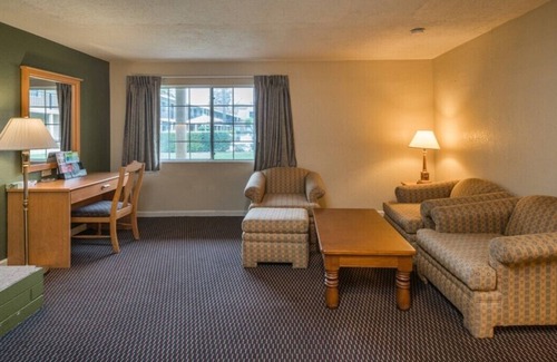 College Park Hotel | Rose Garden Inn - San Jose Airport