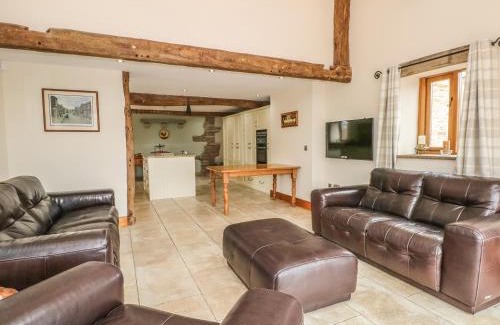 Chorley House | Rose Hips Barn