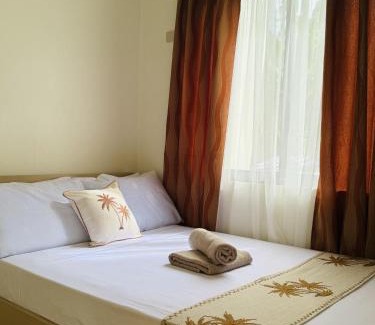 Mambajao Apartment | Rose Inn