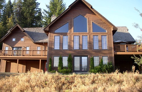 Cataldo Ski Chalet | ROSE LAKE LODGE 12 ACRE ESTATE 4,830 SQ. FT WATERFRONT, PRIVATE SANDY BEACH, SPA