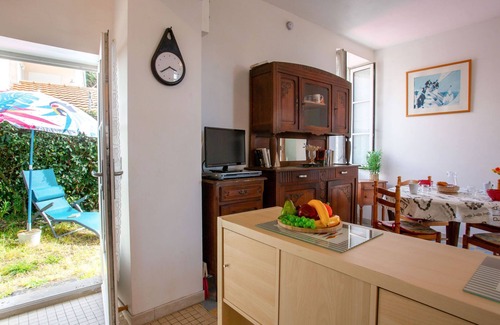 La Bernerie-en-Retz House | Rose-May by Interhome