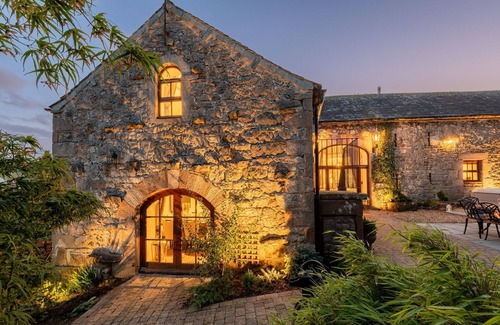 Penrith Apartment | Rose Walls - Luxury Cottages