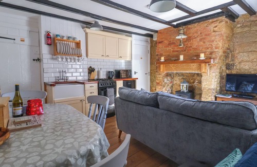 Whitby Cottage | Roseberry Cottage
